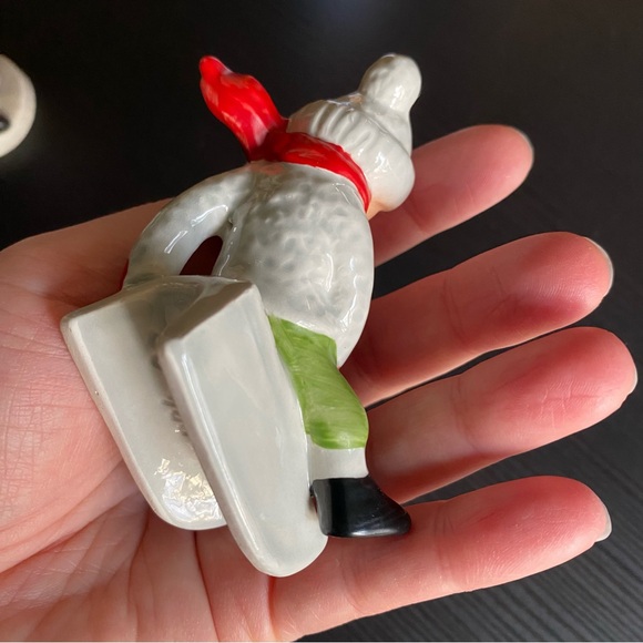 4 Vtg Goebel Christmas Figures Nutcracker Sledding Boy Chimney Sweep Girl Star - Picture 9 of 10